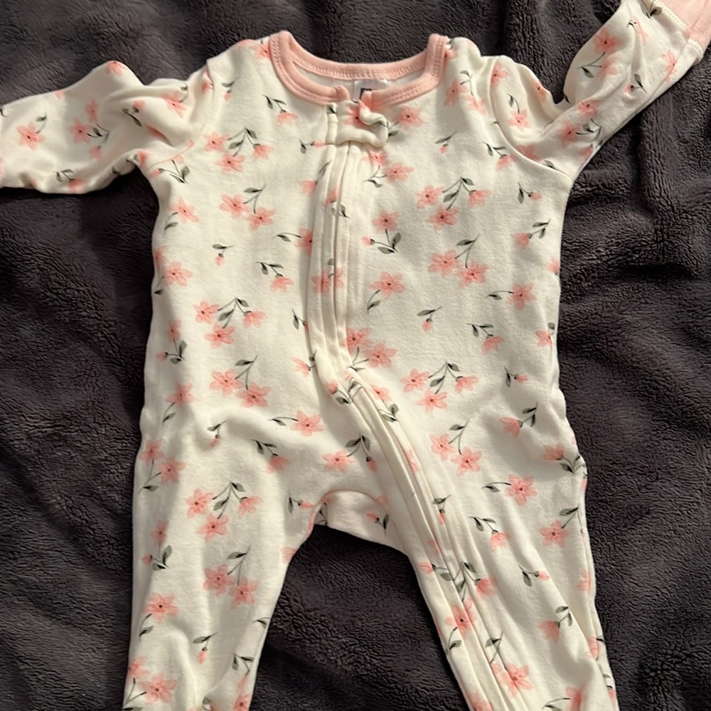 Baby Girl Sleepers - Picture 4 of 13